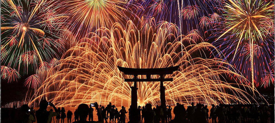 花火の歴史は意外と面白い 映像制作会社kizuna Japanによる動画マガジン